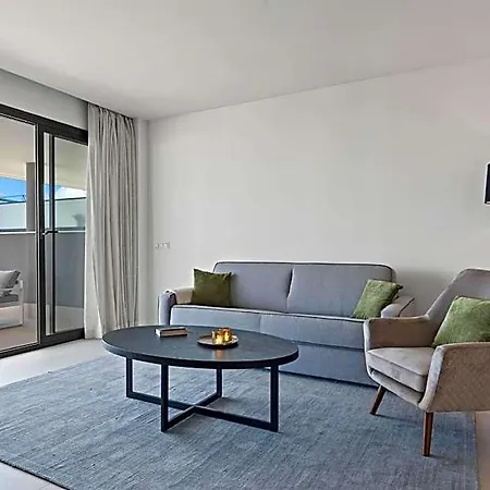 Seaview With Pool By Costarentals - Ref M21 Apartment