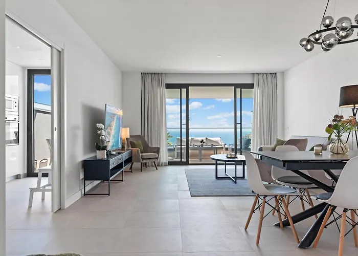 Seaview With Pool By Costarentals - Ref M21