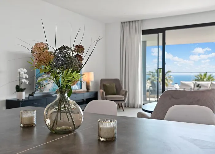 Seaview With Pool By Costarentals - Ref M21 Lägenhet Estepona